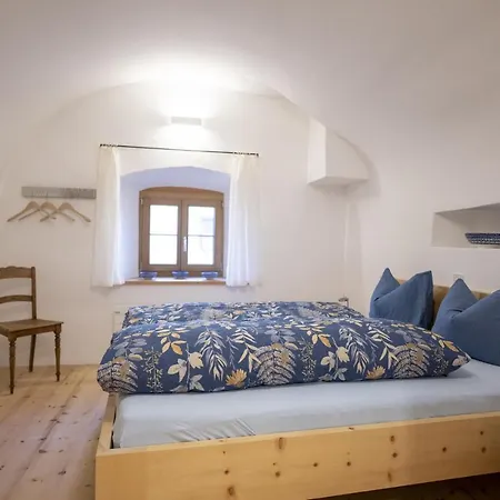 Chasa Bijou アパート